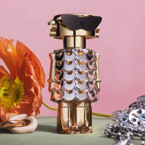 KIT PERFUME FEMININO FAME EDP DE RABANNE 50ML + BODY LOTION 75ML E TRAVEL SIZE 10ML - Imagem 4